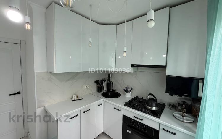 2-бөлмелі пәтер · 42 м² · 2/5 қабат, мкр Калкаман-2, бағасы: 30.5 млн ₸ в Алматы, Наурызбайский р-н — фото 2
