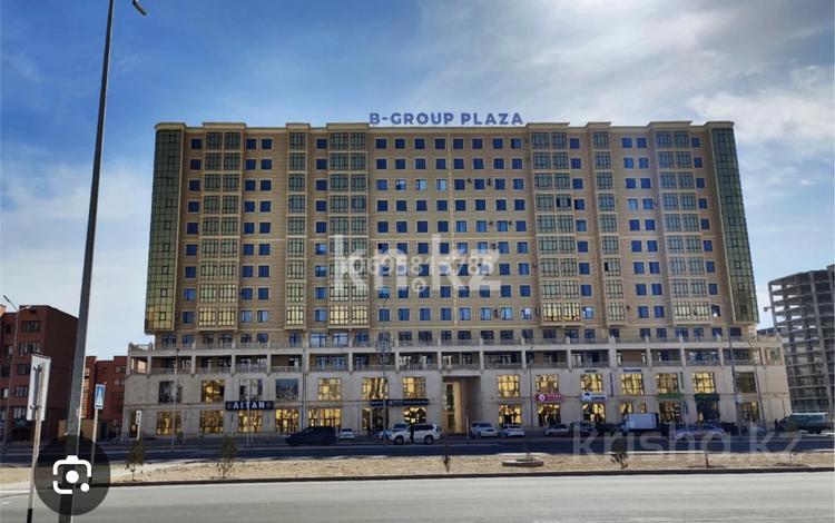 3-комнатная квартира · 122 м² · 4/13 этаж, 16-й мкр 85 за 37 млн 〒 в Актау — фото 2