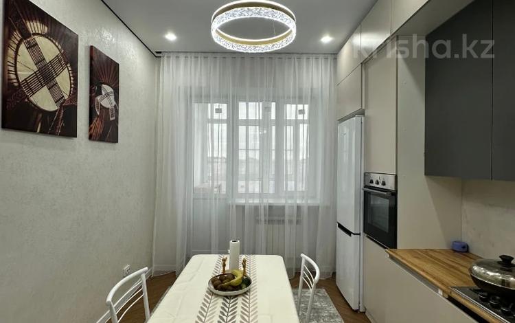 4-бөлмелі пәтер · 156.3 м² · 2/5 қабат, мкр. Алтын орда, бағасы: 47 млн ₸ в Актобе — фото 2