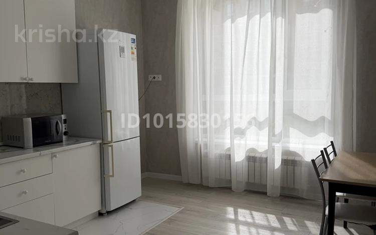 2-комнатная квартира · 64 м² · 2/9 этаж, Бокейхана 25 за 350 000 ₸ в Астане, Есильский р-н — фото 2