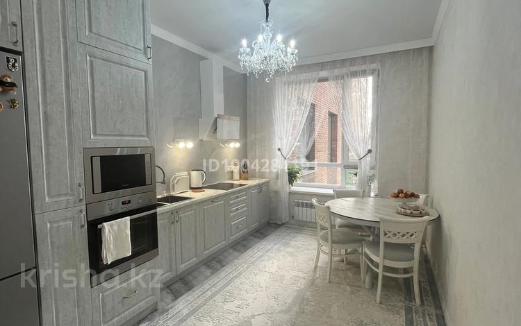 3-бөлмелі пәтер · 90 м² · 2/10 қабат, мкр Уркер, Казыбек би 3/1 — Пересечение улицы Сыганак Толе би, бағасы: 69 млн ₸ в Астане, Нура р-н — фото 2