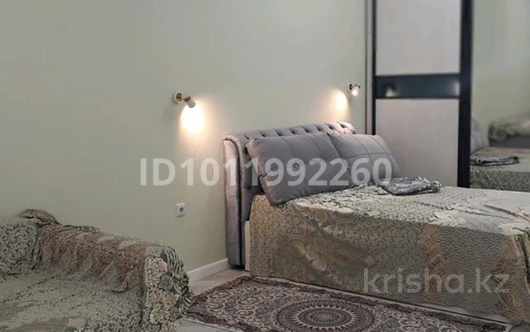 1-бөлмелі пәтер · 48 м² · 1/5 қабат, мкр Думан-2 25, бағасы: 35.5 млн ₸ в Алматы, Медеуский р-н — фото 2