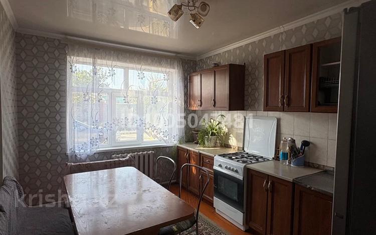 Отдельный дом · 6 комнат · 200 м² · 6 сот., Жакаев за 26 млн 〒 в Туркестане — фото 2