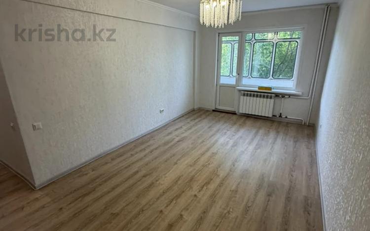 3-комнатная квартира · 60 м² · 2/5 этаж, просп. Шакарима 147 за 23.5 млн ₸ в Усть-Каменогорске, Ульбинский — фото 2