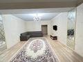2-комнатная квартира · 80 м² · 1/5 этаж, мкр. Алтын орда, Батыс 2 мкр 9/3 — Квартира находится возле Апорта и анаға тағзым есть рядом за 16 000 ₸ в Актобе — фото 4