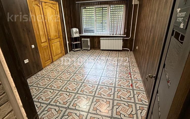 Салоны красоты · 18 м² за 90 000 ₸ в Усть-Каменогорске — фото 2