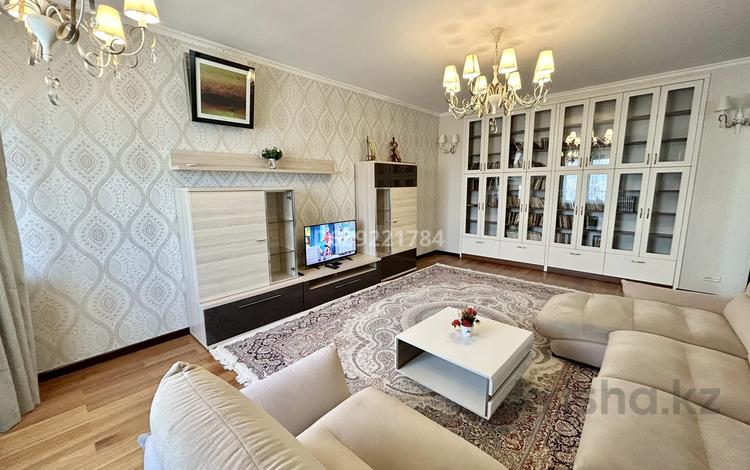 4-комнатная квартира · 175 м² · 9/14 этаж, Луганского 1 — Сатпаева Луганского за 70 000 ₸ в Алматы, Медеуский р-н — фото 8