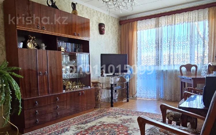 2-комнатная квартира · 44.6 м² · 3/5 этаж, Пришахтинск, 23й микрорайон 40 за ~ 14 млн ₸ в Караганде, Алихана Бокейханова р-н — фото 2