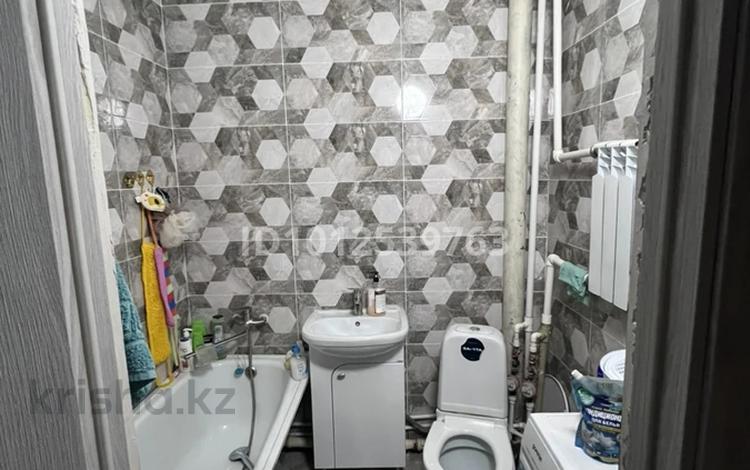 1-бөлмелі пәтер · 36 м² · 3/9 қабат, мкр Кунаева 25, бағасы: 15 млн ₸ в Уральске — фото 2