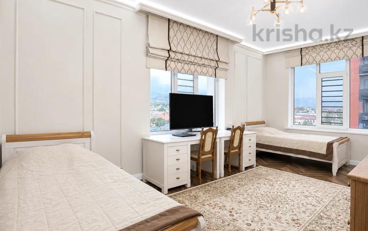 4-бөлмелі пәтер · 151 м² · 7/15 қабат, Микрорайон Мамыр-1 26/1, бағасы: 135 млн ₸ в Алматы, Ауэзовский р-н — фото 2
