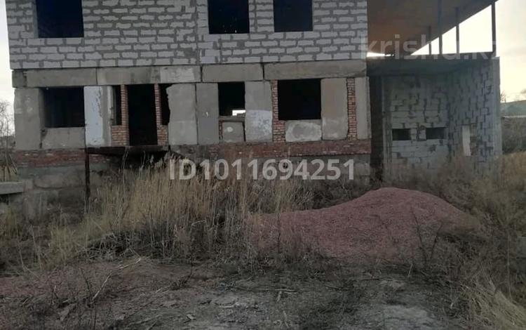 Отдельный дом · 10 комнат · 262 м² · 18 сот., Пионерская 51 — Вокзал за 20 млн ₸ в Алексеевке — фото 2