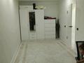 3-бөлмелі пәтер · 65 м² · 3/4 қабат, Шұғыла 10 43 — Жол боиы, бағасы: 13 млн ₸ в Жанаозен — фото 2