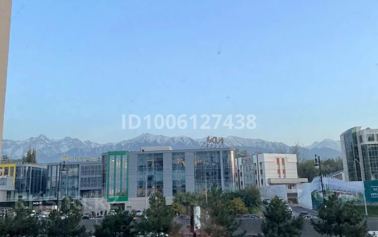 1-бөлмелі пәтер · 55 м² · 2/12 қабат, Аль-Фараби 1а, бағасы: 450 000 ₸ в Алматы, Медеуский р-н — фото 2