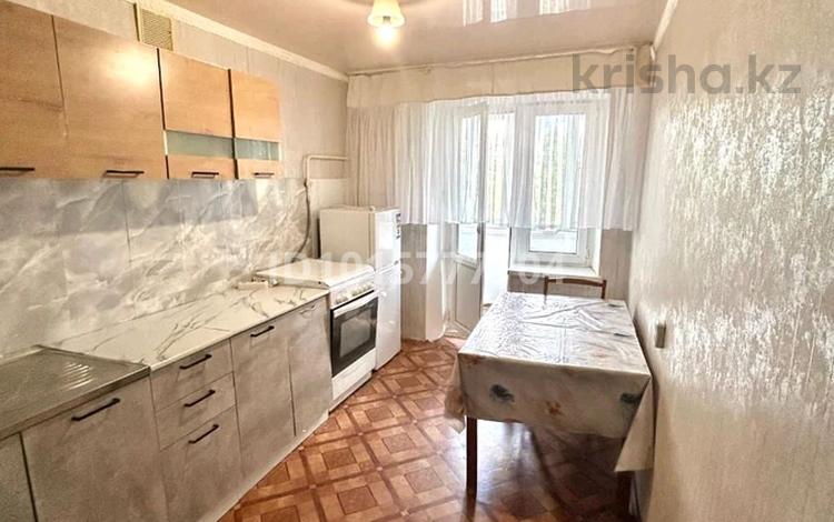 3-комнатная квартира · 65 м² · 4/9 этаж, мкр Омега, Есенжанова 3 за 160 000 ₸ в Уральске — фото 2