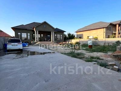 Отдельный дом · 3 комнаты · 250 м² · 8 сот., мкр Достык за 59 млн ₸ в Шымкенте, Абайский р-н
