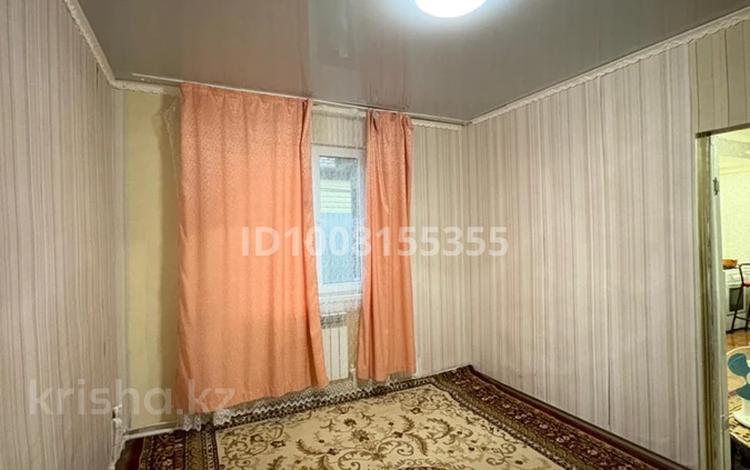 3-бөлмелі пәтер · 70 м² · 1/2 қабат, Жунисова, бағасы: 40 000 ₸ в Уральске — фото 2