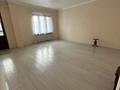 4-бөлмелі пәтер, 136 м², 9/10 қабат ай сайын, Момышулы 2в, бағасы: 320 000 〒 в Астане, Алматы р-н — фото 4