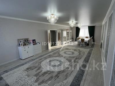Жеке үй · 5 бөлме · 220 м² · 10 сот., мкр 12, АЛАШ 20, бағасы: 77.5 млн ₸ в Актобе