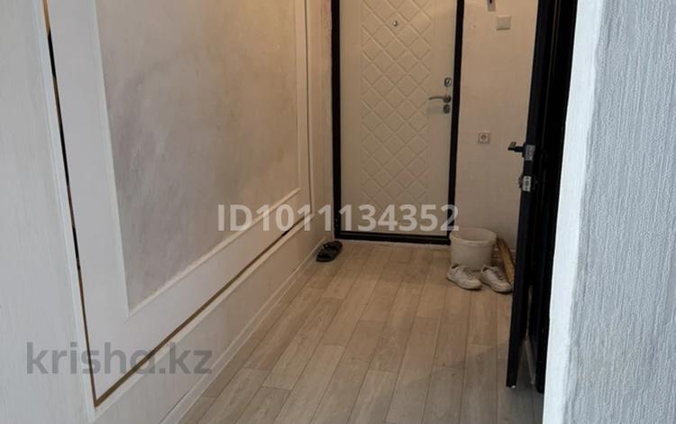 2-комнатная квартира · 57 м² · 1/3 этаж, 3 микрорайон дом 1 за 8 млн ₸ в Кульсары — фото 2