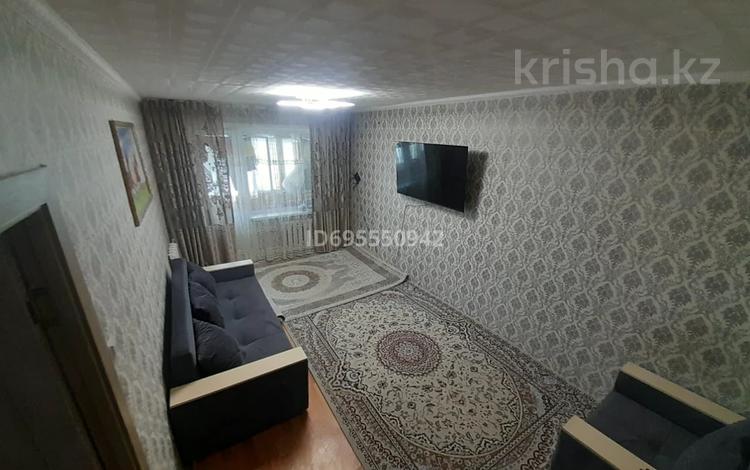 2-бөлмелі пәтер · 60 м² · 8/9 қабат, Майкудук, 15й микрорайон 26/3 — 15мкр, бағасы: 12 млн ₸ в Караганде, Алихана Бокейханова р-н — фото 2