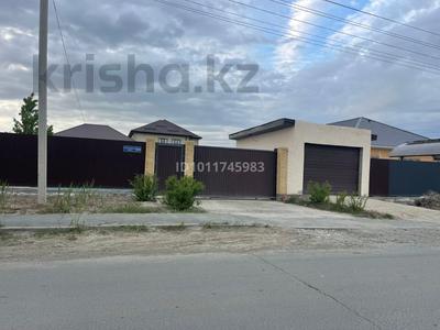Жеке үй · 3 бөлме · 102.5 м² · 840 сот., мкр Самал, Абиш Кекилбайулы, бағасы: 38.8 млн ₸ в Атырау