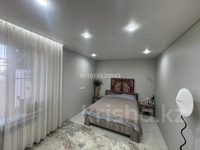 Отдельный дом · 4 комнаты · 80 м² · 7 сот., мкр Калкаман-2 41 — Молдабекова за 95 млн ₸ в Алматы, Наурызбайский р-н