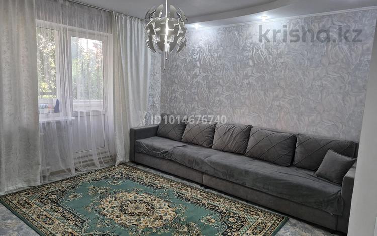 5-комнатная квартира · 100 м² · 3/9 этаж, Затаевича 35 за 300 000 ₸ в Семее — фото 2