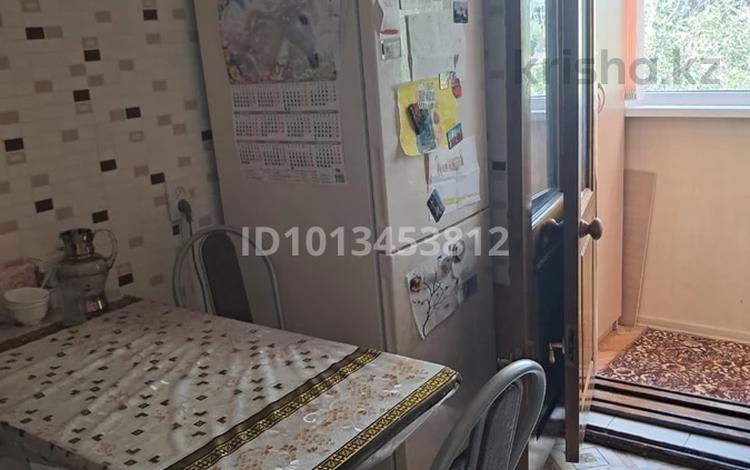 2-комнатная квартира · 54 м² · 3/5 этаж, мкр 11 89 за 18 млн ₸ в Актобе — фото 2