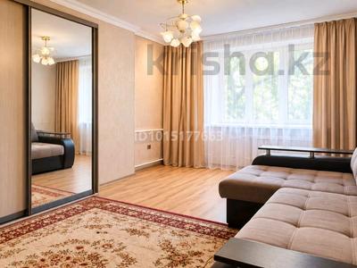 Жеке үй · 4 бөлме · 200 м² · 8 жүзд., мкр Алмас 153 — Шаляпина Момышулы, бағасы: 500 000 ₸ в Алматы, Ауэзовский р-н