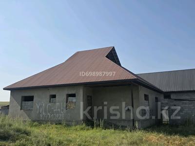 Жеке үй · 5 бөлме · 170 м² · 7 жүзд., Жаркент нет — Райымбек рядом БАКАД, бағасы: 19 млн ₸