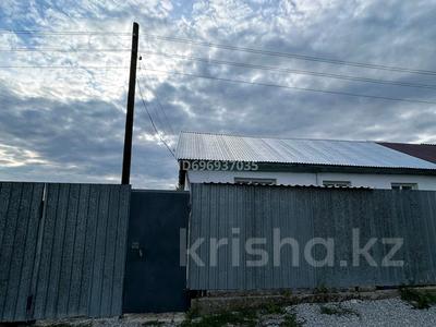 Отдельный дом · 3 комнаты · 52.1 м² · 3 сот., Юбилейная 39/1 — Ленина за 11 млн ₸ в Новой бухтарме