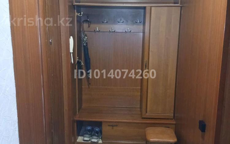 1-комнатная квартира · 32 м² · 4/5 этаж, Михаэлиса за 170 000 ₸ в Усть-Каменогорске — фото 2