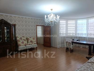 3-бөлмелі пәтер · 100 м² · 7/9 қабат, Муканова 1а, бағасы: 30 млн ₸ в Атырау, мкр Жилгородок