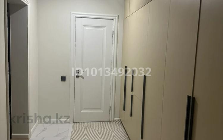 2-комнатная квартира · 56 м² · 5/9 этаж, Аймауытова 15 за 300 000 ₸ в  — фото 2