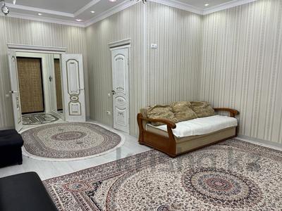 5-комнатная квартира · 205 м² · 4/9 этаж, 17-й мкр 26 за 76 млн ₸ в Актау
