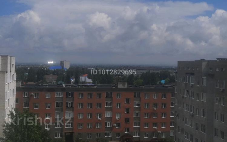 1-комнатная квартира · 80 м² · 8/8 этаж, мкр Болашак, Юни сити 155/7 за 11 000 ₸ в Актобе — фото 2