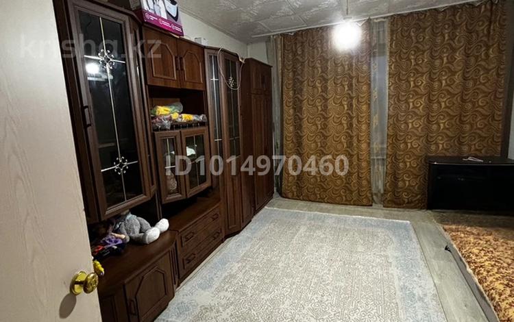 2-комнатная квартира · 52 м² · 4/6 этаж, Старый город, Айтеке би 24 — Супермаркета Анвар за 15 млн ₸ в Актобе — фото 2