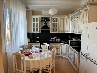 4-комнатная квартира · 134 м² · 10/16 этаж, Валиханова 12 за 62.5 млн ₸ в Астане, р-н Байконур