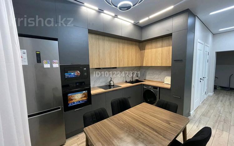 3-бөлмелі пәтер · 73 м² · 1/13 қабат, мкр Тастак-1, Райымбека 348/1 к1-7, бағасы: 55 млн ₸ в Алматы, Ауэзовский р-н — фото 2