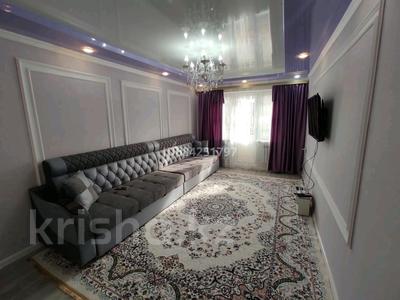 3-бөлмелі пәтер · 60 м² · 2/5 қабат, Сатпаева, бағасы: 15 000 〒 в Таразе
