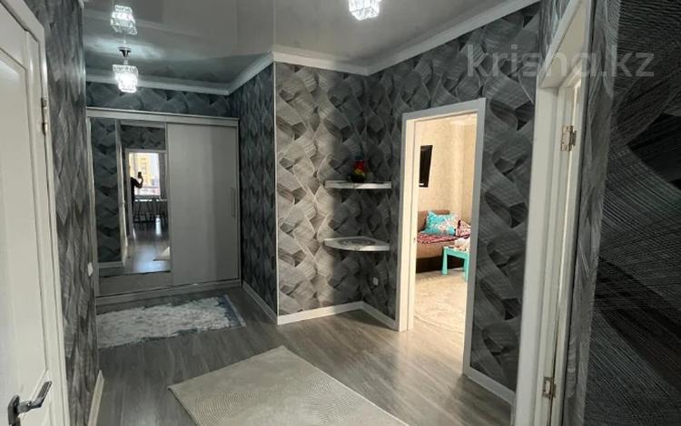 2-комнатная квартира · 72.6 м² · 6/7 этаж, мкр. Алтын орда за 25.5 млн ₸ в Актобе — фото 2