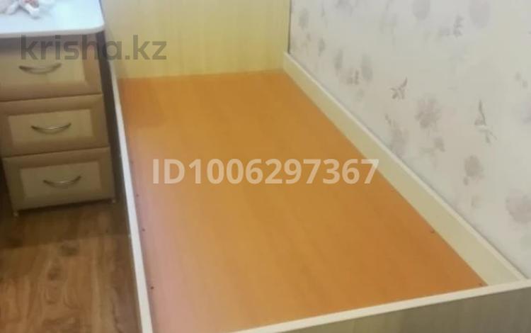 1 бөлме · 13 м², Серикбаев 1/2, бағасы: 120 000 ₸ в Усть-Каменогорске — фото 2