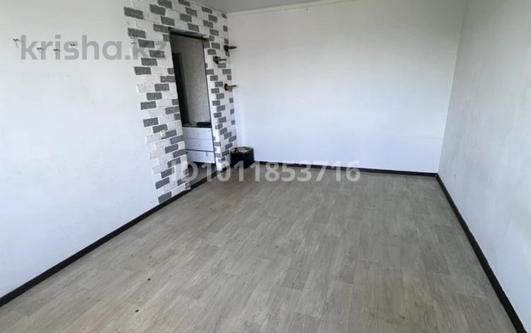 2-бөлмелі пәтер · 36.8 м² · 5/5 қабат, Гришина 74/1 — Гришина, бағасы: 140 000 ₸ в Актобе — фото 2