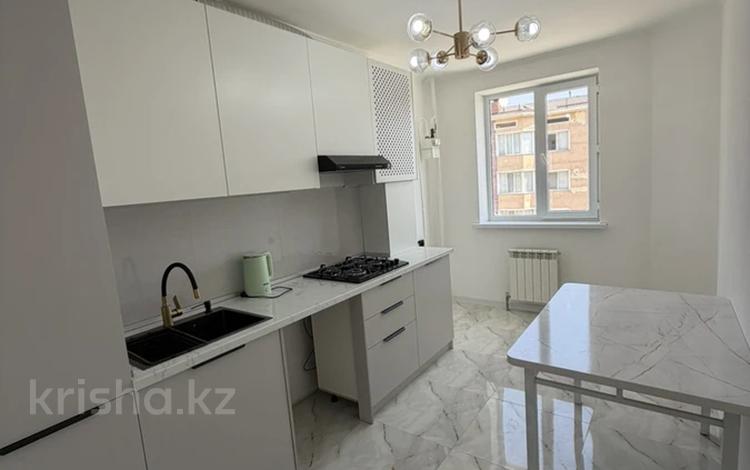 3-комнатная квартира · 72 м² · 4/5 этаж, мкр Акжайык 69 — Тулеметова за 200 000 ₸ в Шымкенте, Абайский р-н — фото 2