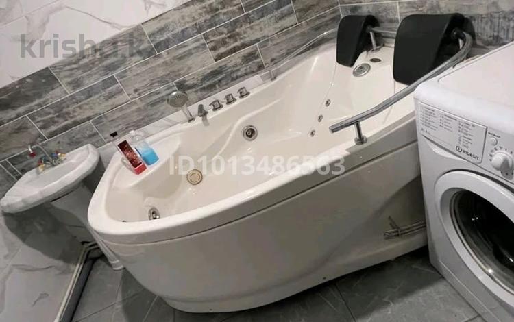1-комнатная квартира · 60 м² · 2/12 этаж, Казахстан 68 за 12 000 ₸ в Усть-Каменогорске, Ахмирово — фото 2