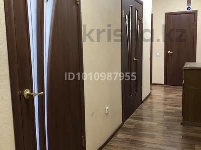 2-бөлмелі пәтер · 53.5 м² · 9/10 қабат, Республики 1/4 — Республики-Момышулы, бағасы: 19.5 млн ₸ в Караганде, Казыбек би р-н