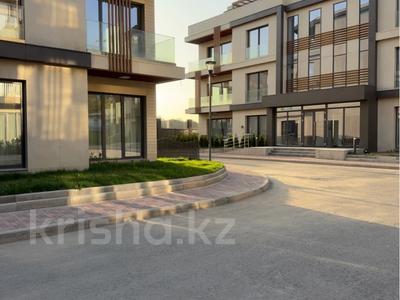 Продажа квартир в Алматы: 4-комнатная квартира · 249 м² · 3/3 этаж, Кажымукана 109 за 240 млн 〒 4-комнатная квартира · 249 м² · 3/3 этаж, Кажымукана 109 за 240 млн 〒 в Алматы, Медеуский р-н