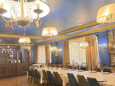 Свободное назначение, общепит, бани, гостиницы и зоны отдыха, медцентры и аптеки, образование, развлечения · 700 м² за 215 млн ₸ в Караганде, Казыбек би р-н