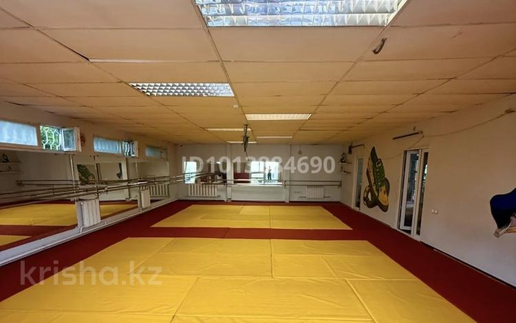 Фитнес и спорт, образование, студии · 100 м² за 250 000 ₸ в Алматы, Медеуский р-н — фото 2