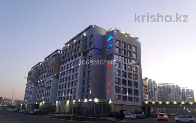 2-комнатная квартира, 64 м², 3/9 этаж помесячно, Бектурова 3